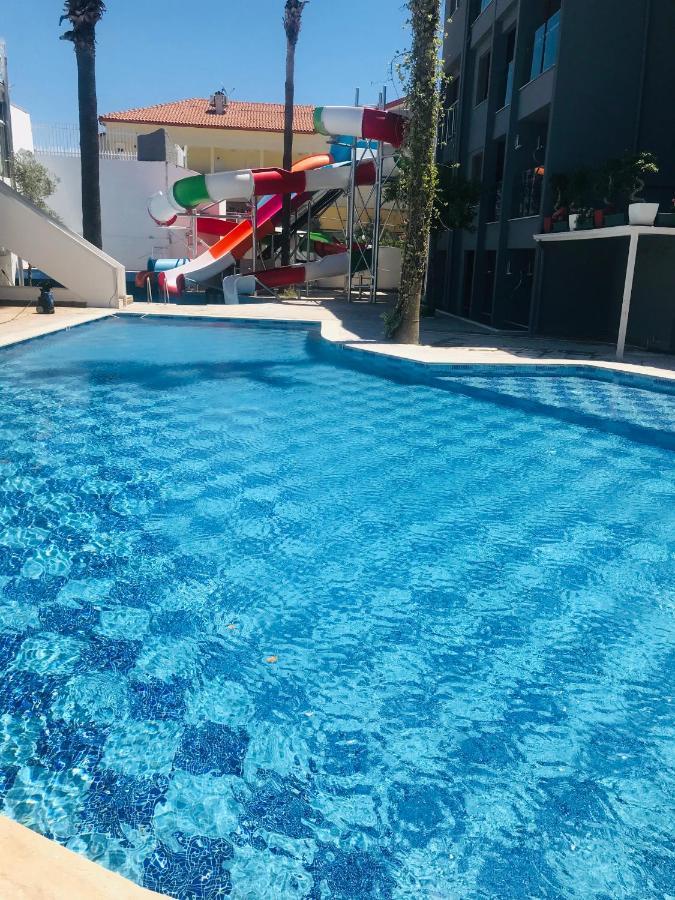 Joker Vista 4* Side